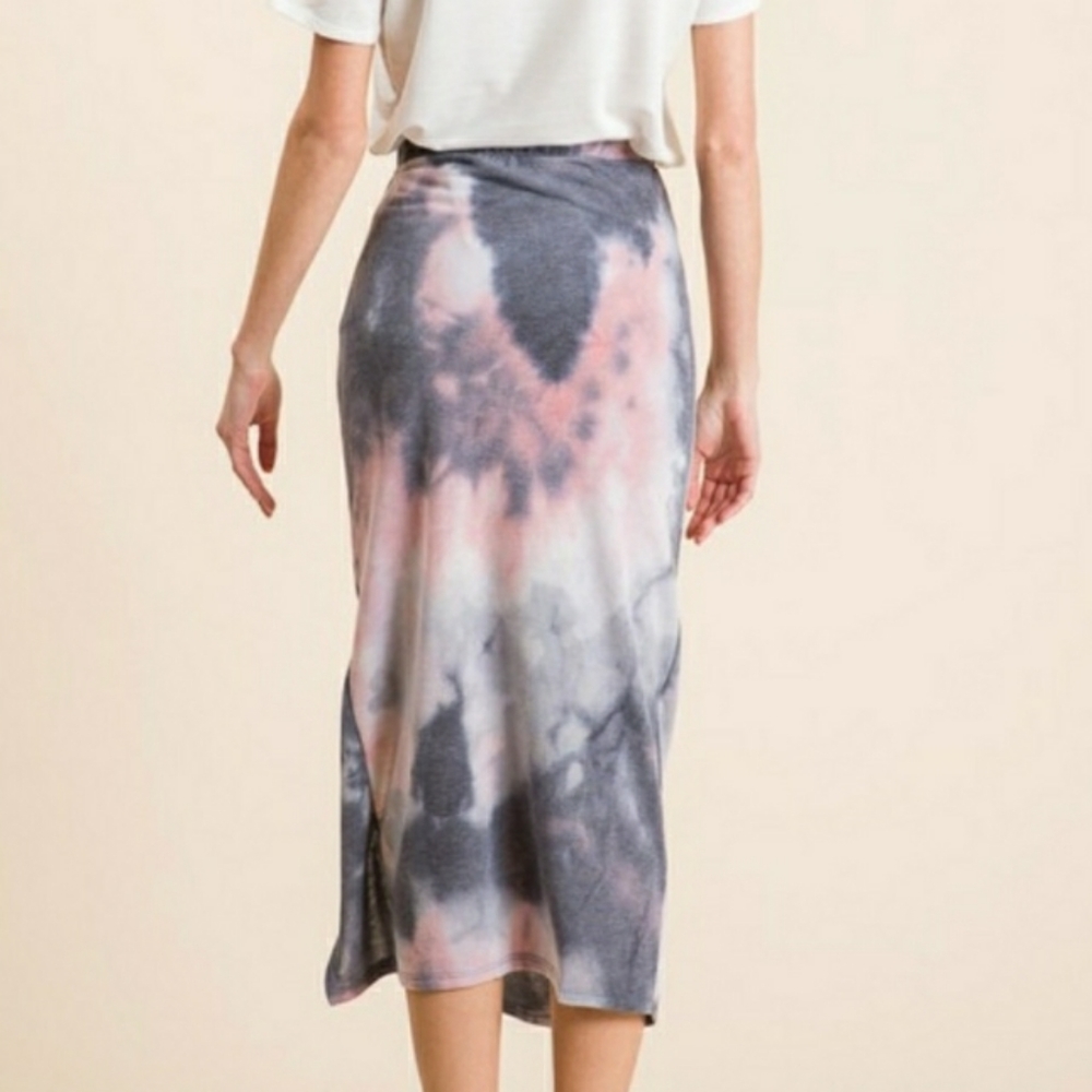 Tie Dye Fitted Midi Skirt With Slit - Picture 6 of 7